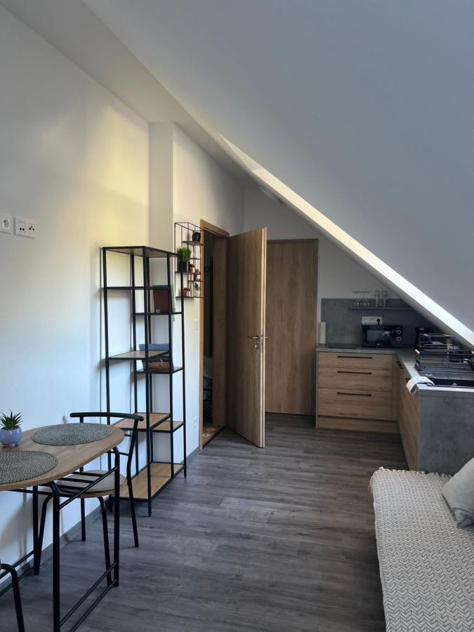 Hobiti Apartman - Frodo Cerna v Posumavi Exterior photo